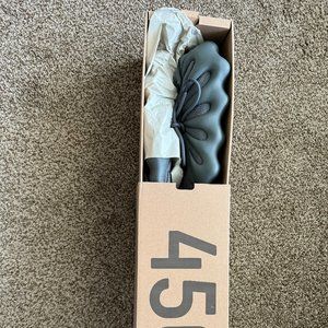 Yeezy Adidas 450 Stone Size 14 (2023)